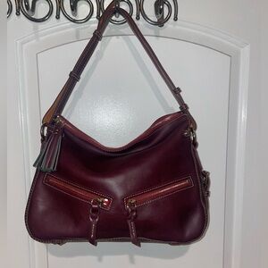 New! Dooney & Bourke Florentine East/West Zip Sac 🔥 RARE